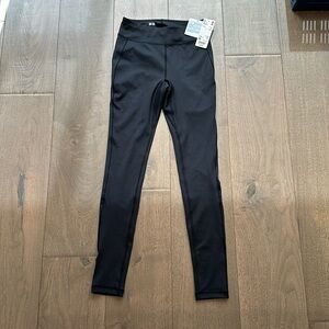 Uniqlo Arism leggings - black - XS - NWT